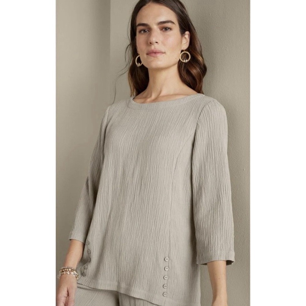 Soft Surroundings Oceo Gauze Tunic Top Large Slim Pebble Taupe Button‎ Detail